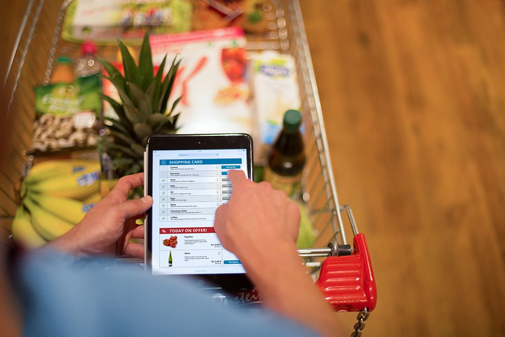 Online Einkaufliste auf einem Tablet