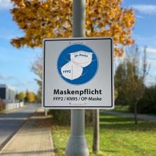Znak informacyjny "Maskenpflicht! FFP2, KN95, OP-M