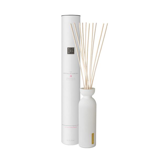 https://www.vkf-renzel.de/out/pictures/generated/product/1/650_650_75/r4021401-01/rituals-fragrance-sticks-18461-1.jpg